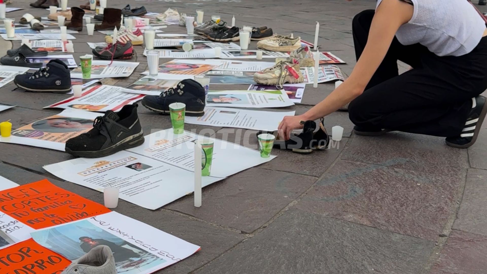 Familiares de personas desaparecidas buscan acercamiento con autoridades.