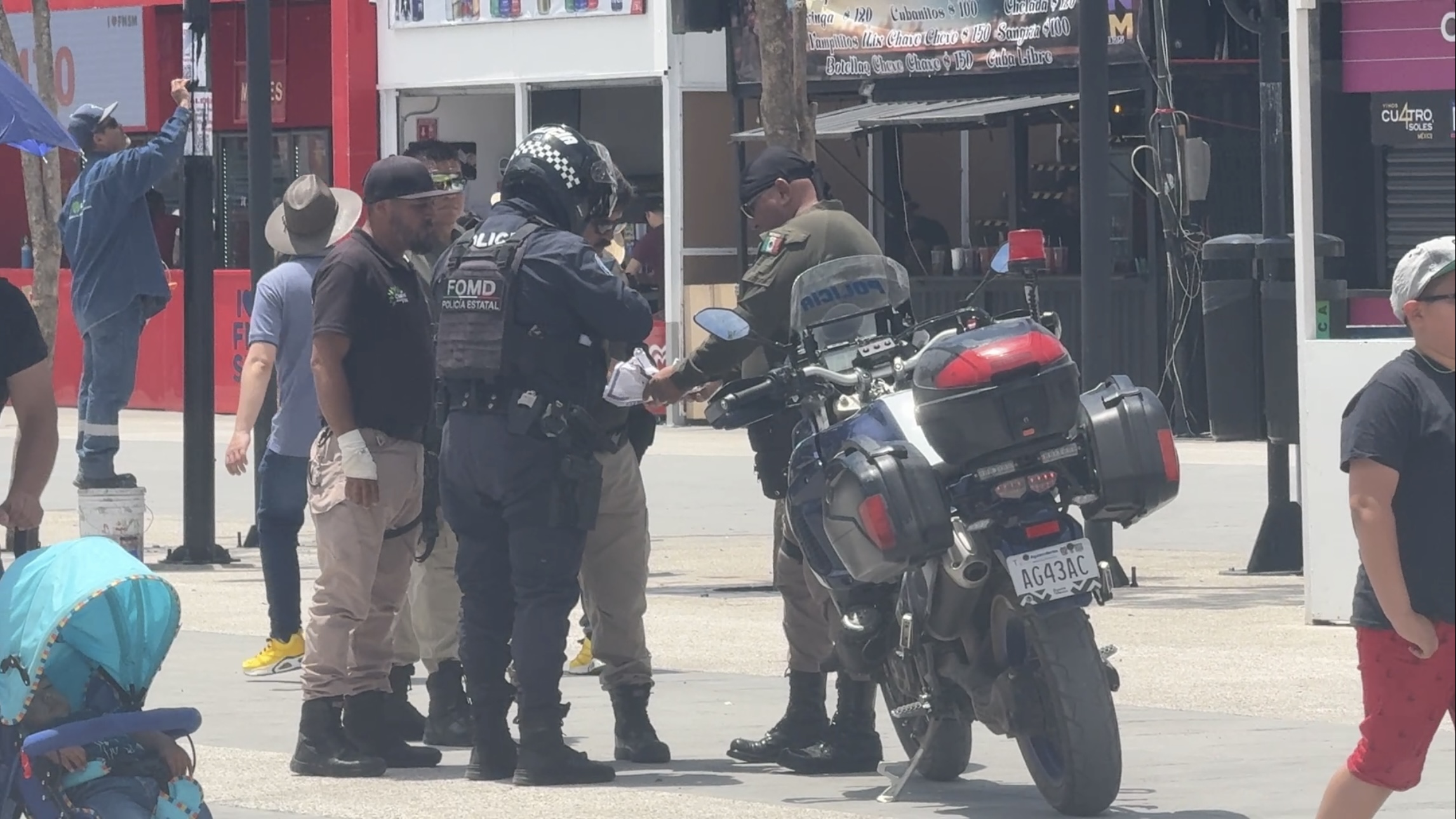 Elementos de seguridad retiraron fichas en Monumento al Encierro.