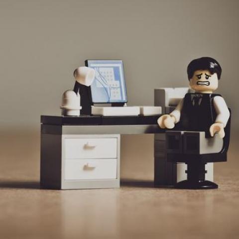 Sin trabajo, empleados solo sobrevivirían un mes: economistas