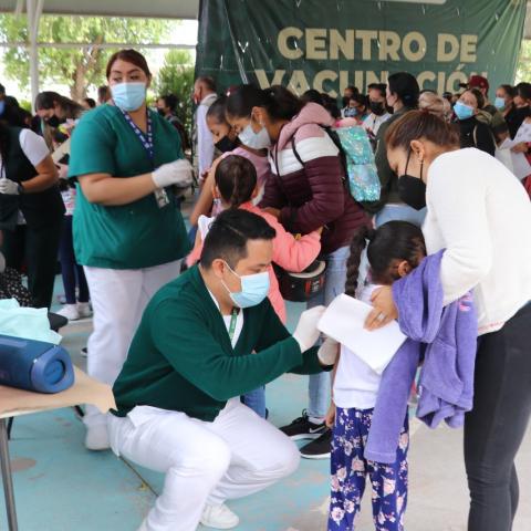 Vacunación de refuerzo anti–COVID para niños en todo el estado