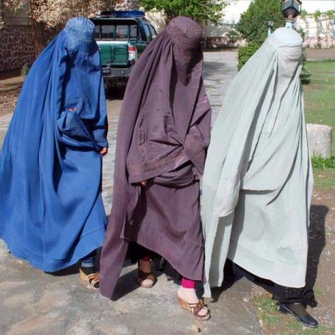 mujer afganistan