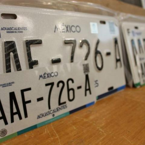 Placas