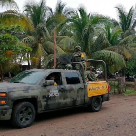 Emboscan a militares en Michoacán; saldo preliminar de un comandante muerto y seis heridos