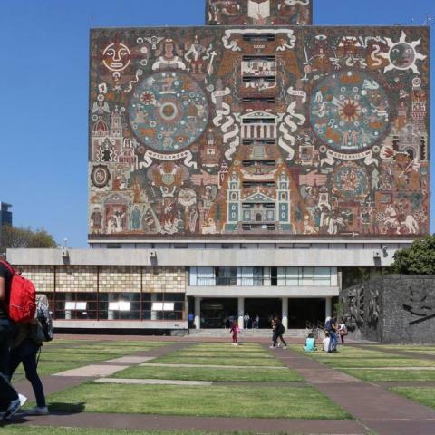 unam