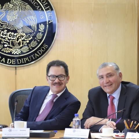 Diputados de Morena pondrán de su sueldo para el traslado de personas a mitin de AMLO