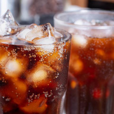 Impuesto a refrescos reduce consumo en un 6%, según la Secretaría de Hacienda