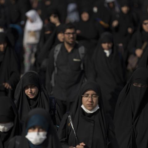 Mujeres con velo en Irán