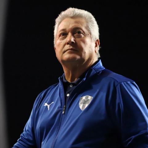 El "Rey Midas" se queda sin equipo