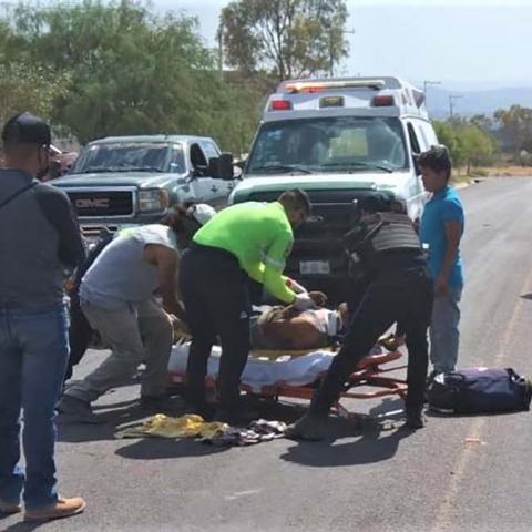 Uno de los ocupantes tiene una fractura de cráneo debido a que no llevaba su casco de protección