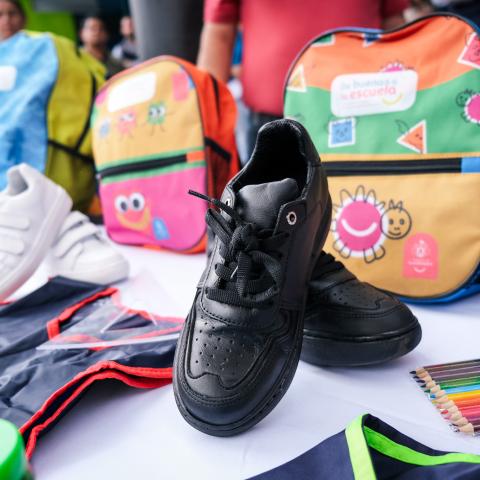 Entre útiles y uniformes, regreso a clases costará más de $5 mil