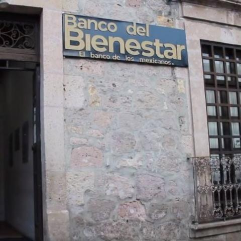 Roban 7mdp a banco del Bienestar en Michoacán