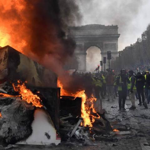 Más de 700 personas irán a la cárcel en Francia tras protestas violentas