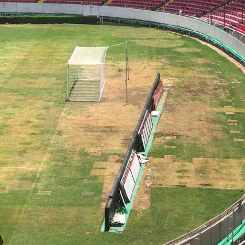 ESTADIO JALISCO MAL ESTADO