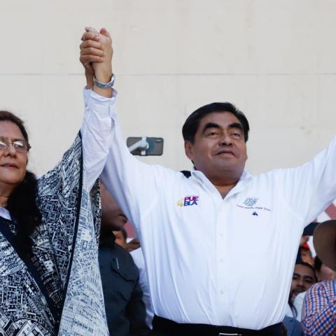 Viuda de Miguel Barbosa buscará la gubernatura de Puebla