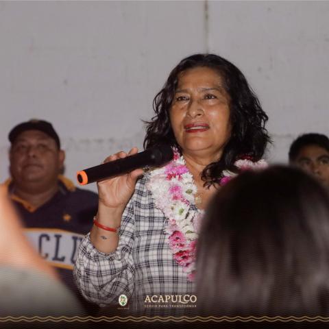 Alcaldesa de Acapulco habla sobre saqueos tras huracán; "son cohesión social"