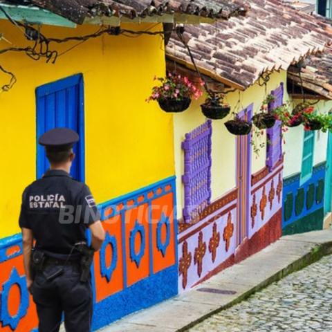 Policías también irán a capacitarse a Colombia