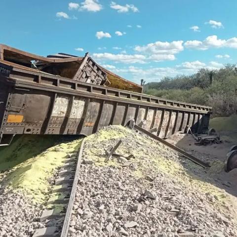 Tren descarrilado