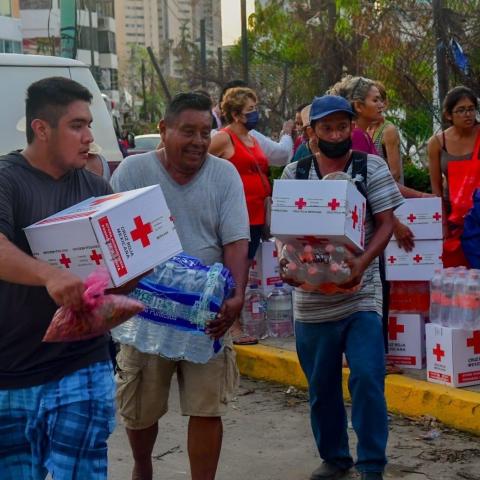 Cruz Roja en Acapulco 
