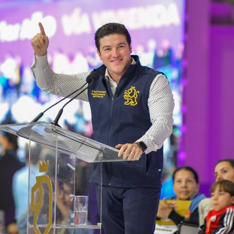 Reasume Samuel García el cargo como gobernador de Nuevo León 