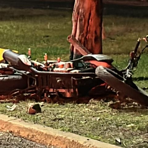 Muere motociclista tras caída en la curva de la Zona Militar