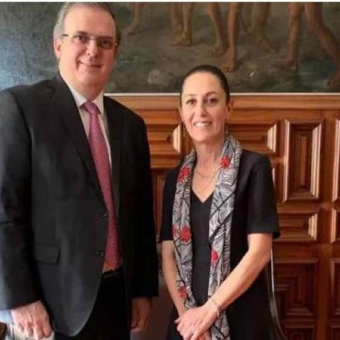 Sheinbaum presenta a su equipo de campaña, entre ellos, Marcelo Ebrard