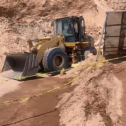 Trabajador muere tras derrumbe en un banco de tepetate 