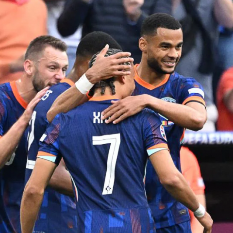 Rumania 0-3 Países Bajos