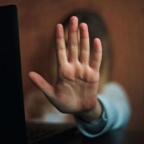 Por acoso cibernético, las penas van de 1 a 4 años de prisión