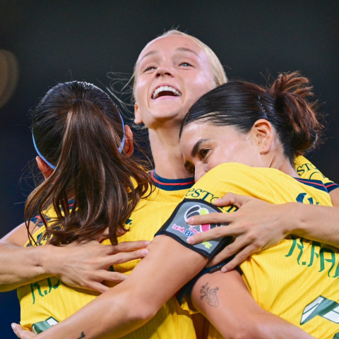 Rayadas 2-4 América