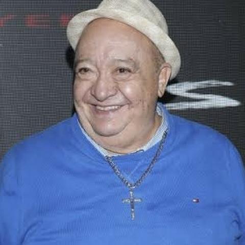 Luis de Alba lleva varios días hospitalizado, confirma su esposa