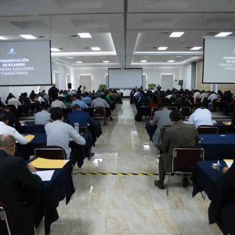 282 personas realizan examen para aspirar al Poder Judicial en Aguascalientes; resultados salen el lunes