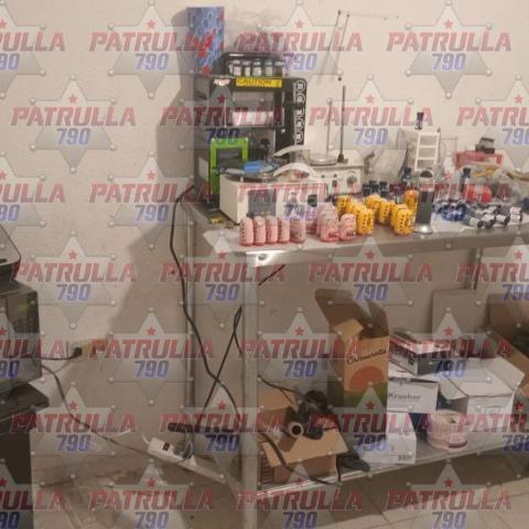 Fueron asegurados más de 10 kilos de marihuana en greña, así como objetos para la fabricación de los dispositivos