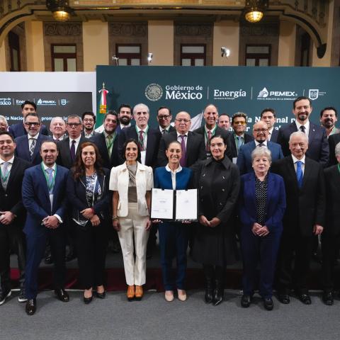 Reunión de Claudia con empresarios