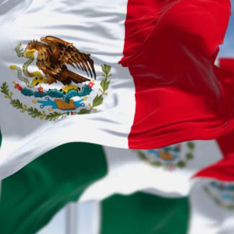 24 de febrero, día de nuestro lábaro patrio