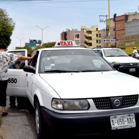 Taxistas de Aguascalientes esperan ajuste en tarifas antes del 26 de marzo