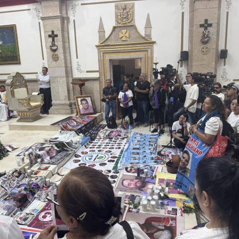 Realizan jornada de oración por víctimas de Teuchitlán, Jalisco