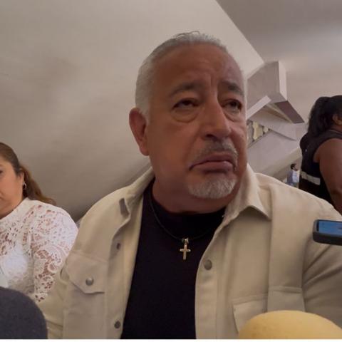 Roberto Amézquita, Director de Reglamentos 