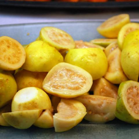 Productores de guayaba esperan un mejor ciclo de producción, pero enfrentan retos energéticos