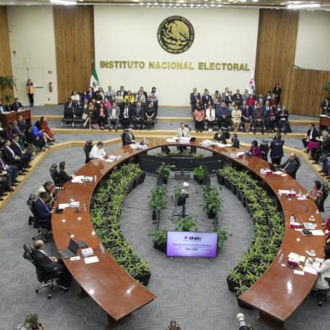 INE asume las funciones del INAI; vigilará información de partidos políticos