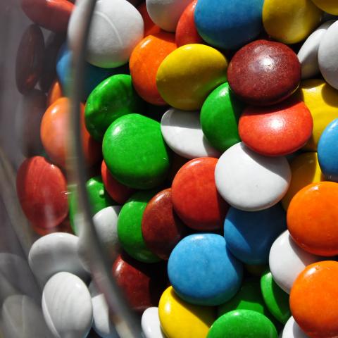 Prohibición de comida chatarra en periferia de escuelas ya está indicado: ISSEA