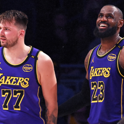 LAKERS VS DALLAS 2025