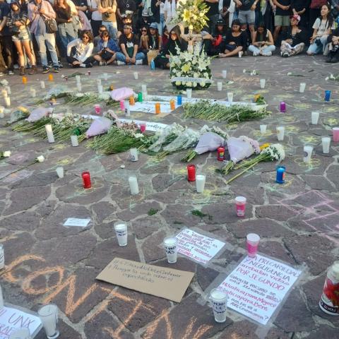 Periodistas y fotógrafos se manifiestan tras muerte de Berenice y Miguel en el AXE Ceremonia