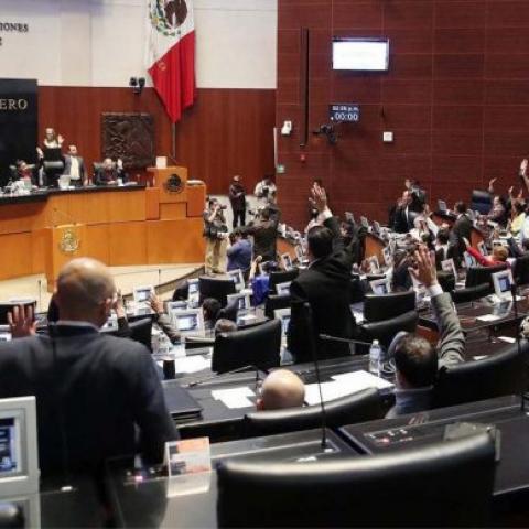 Tras petición de Sheinbaum, Senado aplaza aprobación de Ley de Telecomunicaciones