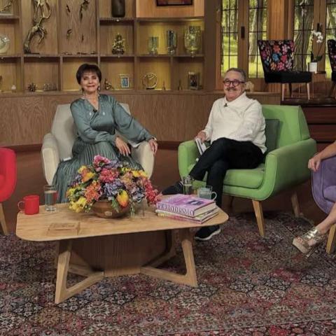 Pati Chapoy se va en contra del hermano de Daniel Bisogno y le reclama por comunicado