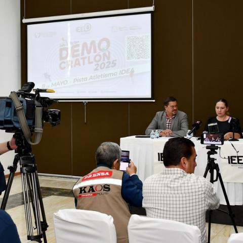 Democratlón
