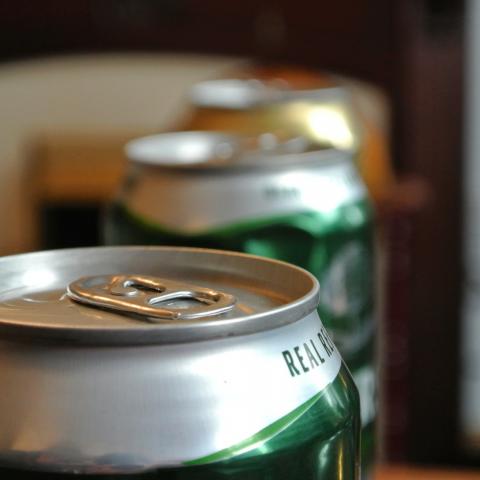 Impuesto del 25% contra cerveza enlatada podría traer pérdidas de 6 mil MDD a México