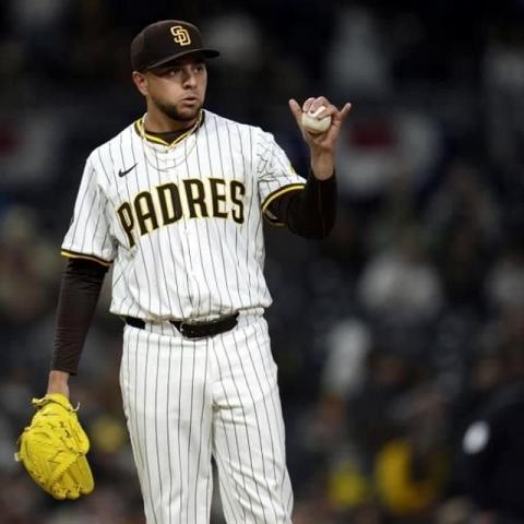 OMAR CRUZ PADRES 2025