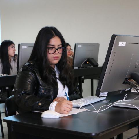 Educación
