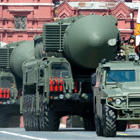 Rusia descarta reactivar el tratado de armas nucleares con EE.UU. 