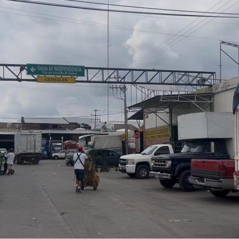 Centro comercial agropecuario 